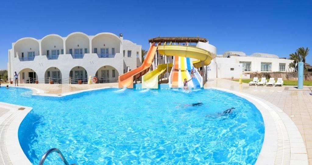 Meninx Djerba ( couples et familles seulement)